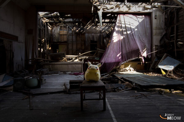 Exploring abandoned Nichitsu Ghost Town: eerie beauty of urban decay in Saitama, Japan.