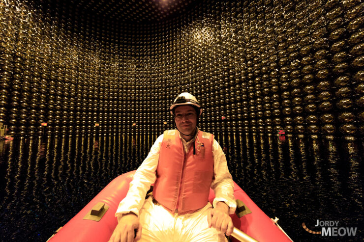 Inside Super-Kamiokande Neutrino Observatory at Mount Ikeno | Japon Secret