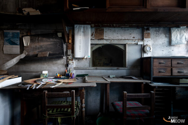 Haunting nighttime urban exploration of abandoned Japanese hospital