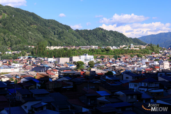 Super-Kamiokande Observatory: Japans Neutrino Marvel Amidst Nature