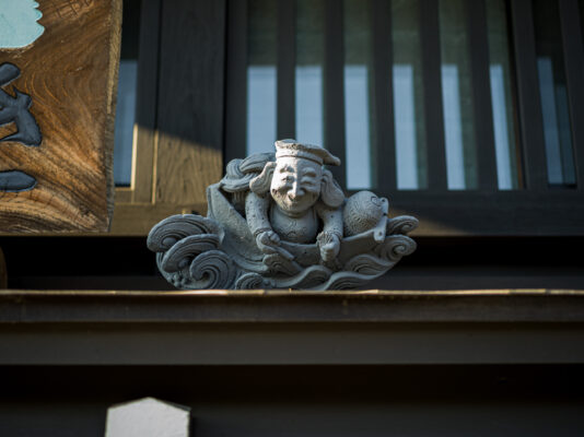 Takayamas historic Sanmachi: Preserved Japanese architectural charm