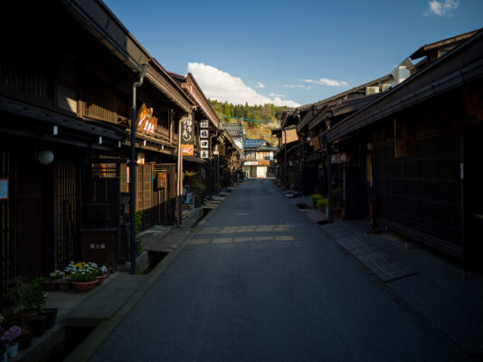 Takayamas timeless Edo-era merchant district street view