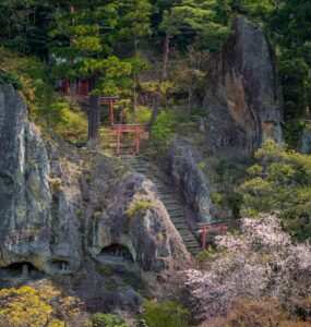 Natadera Temple: Serene Japanese Shrine Amidst Verdant Landscape