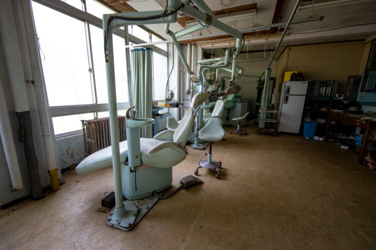 Eerie abandoned dentists office, Ikeshima Island