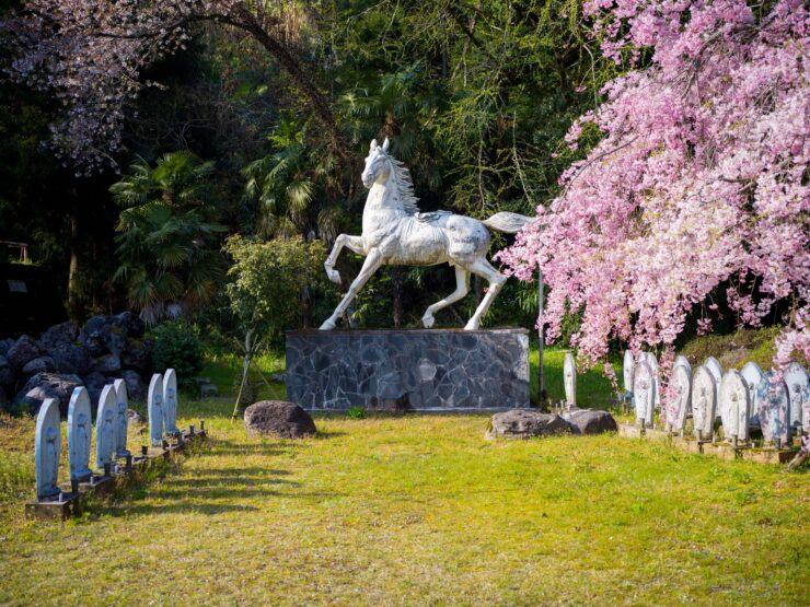 Tranquil Garden with Bronze Horse Sculpture