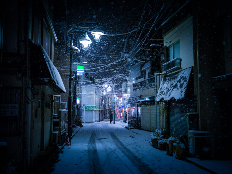 Enchanting Tokyo Alleyway Snowscape